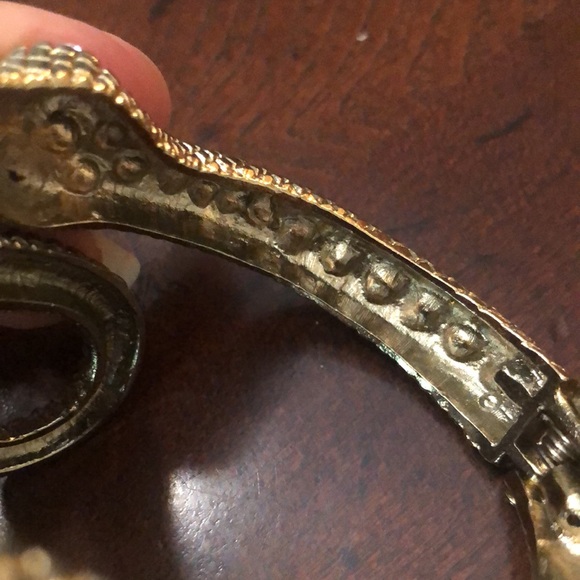 Serpent Bangle Bracelet - Picture 7 of 11